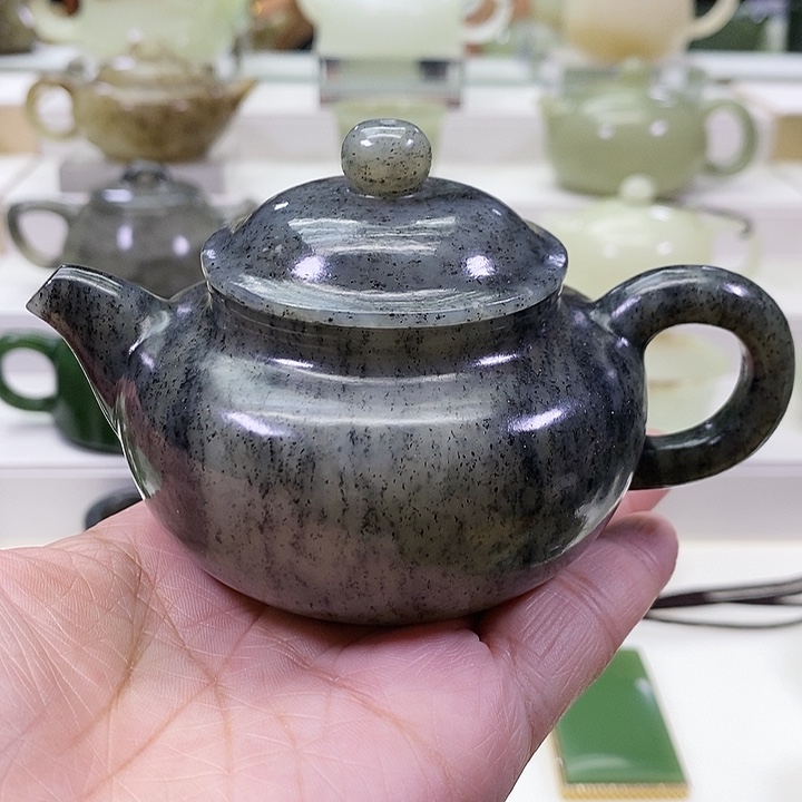 和田玉未镶嵌挂件茶壶130ml