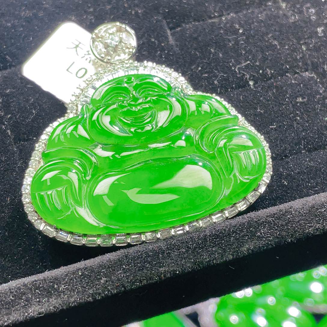 翡翠颈饰未镶嵌58，