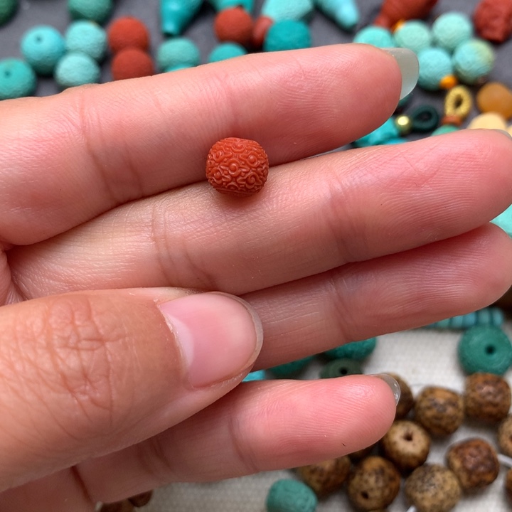 南红玛瑙配饰未镶嵌郊*啊