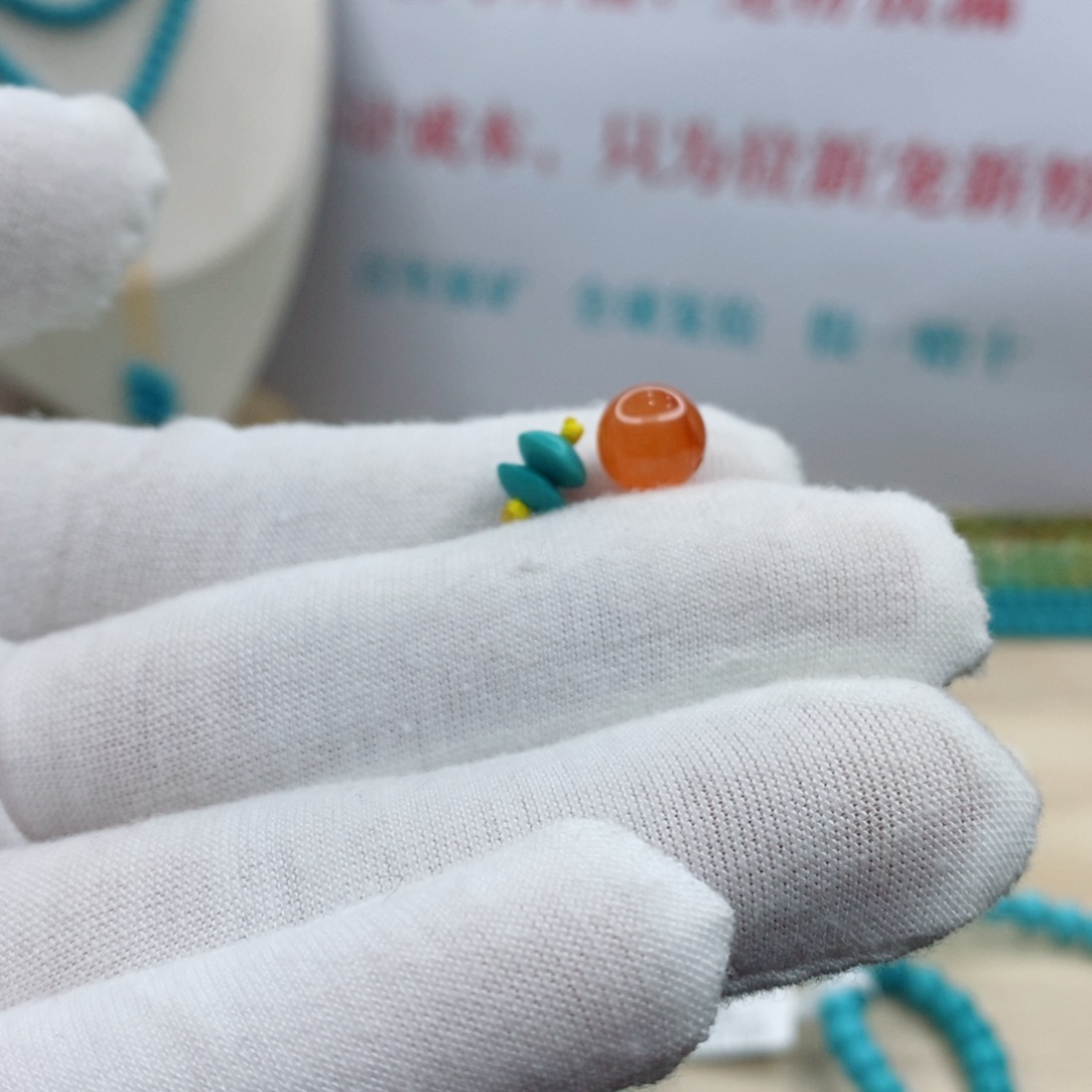 南红玛瑙未镶嵌珠宝奇石