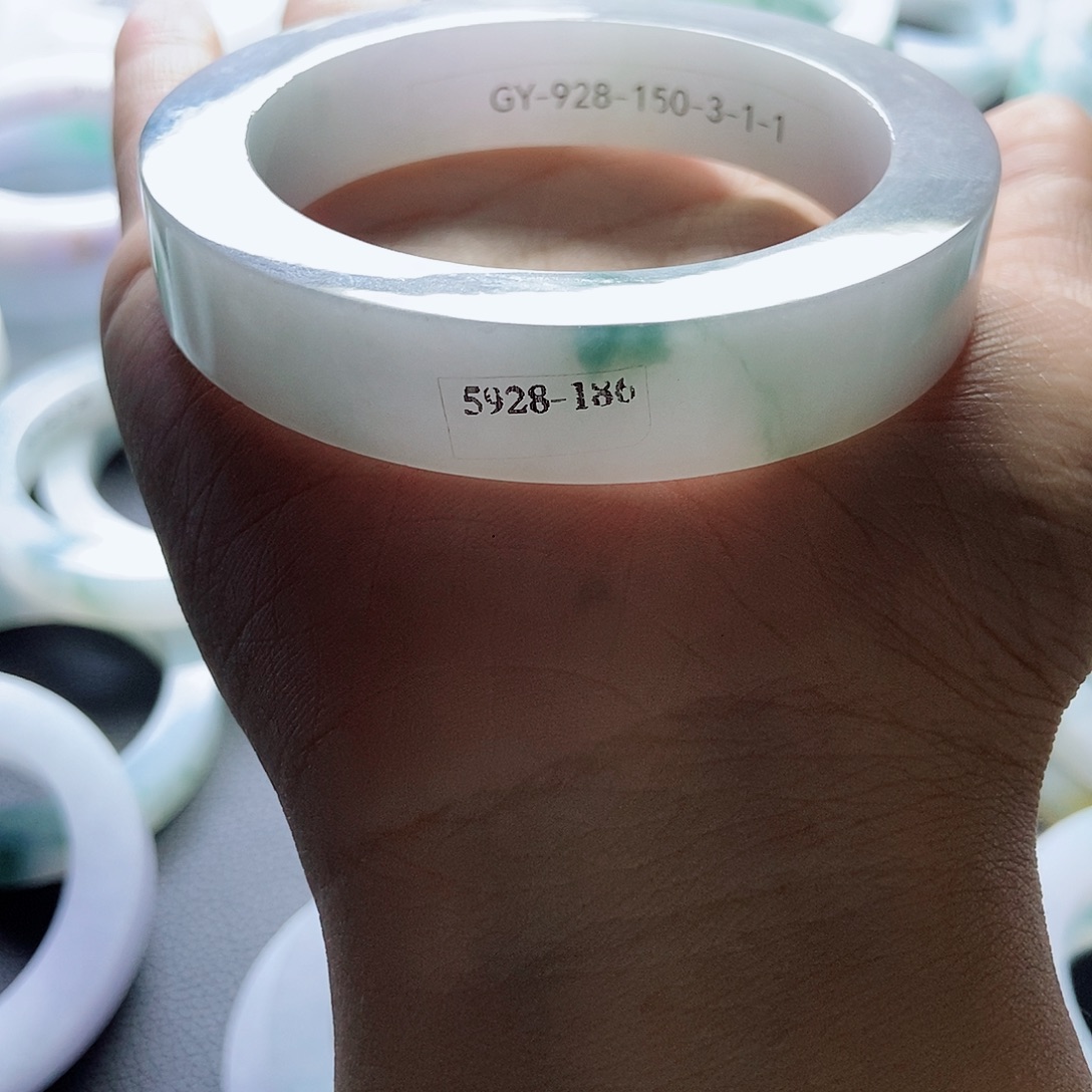 梵***净定制翡翠未镶嵌Aa