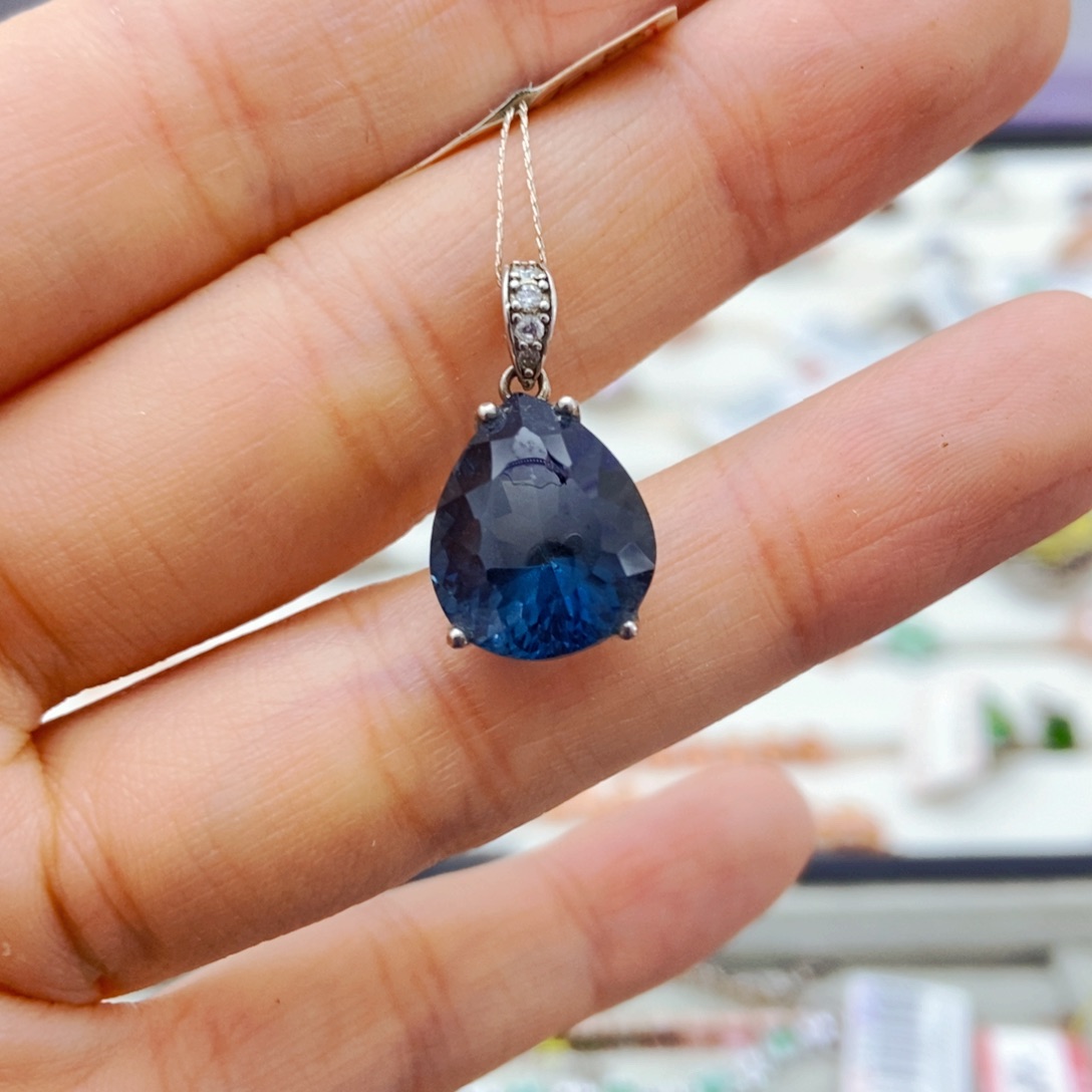 吊坠(赠链)银S925镶嵌托帕石