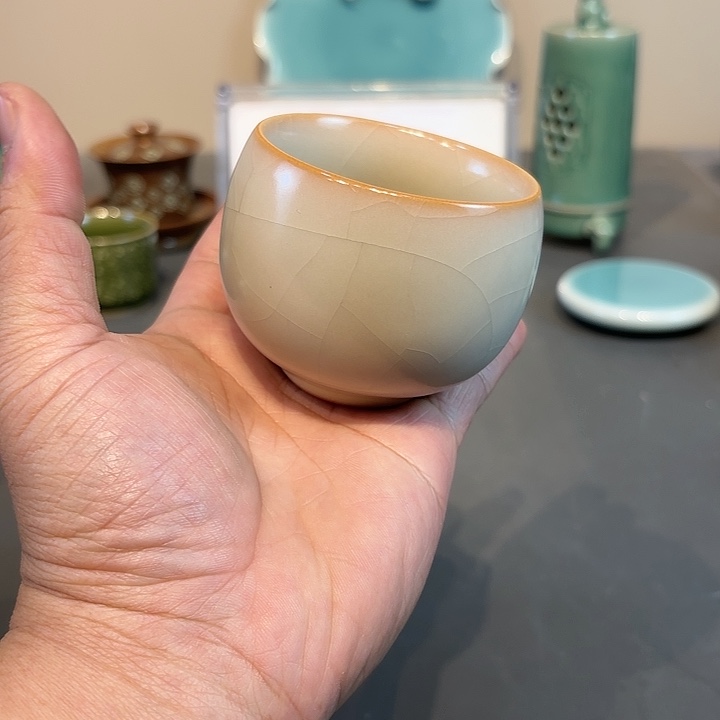 瓷片龙泉青瓷福利青瓷