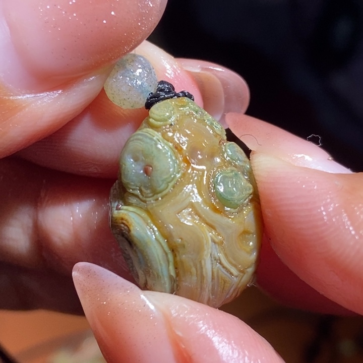 玛瑙/玉髓未镶嵌珠宝半成品