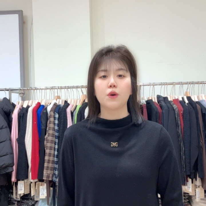 *****芮娜依莲芮娜依莲