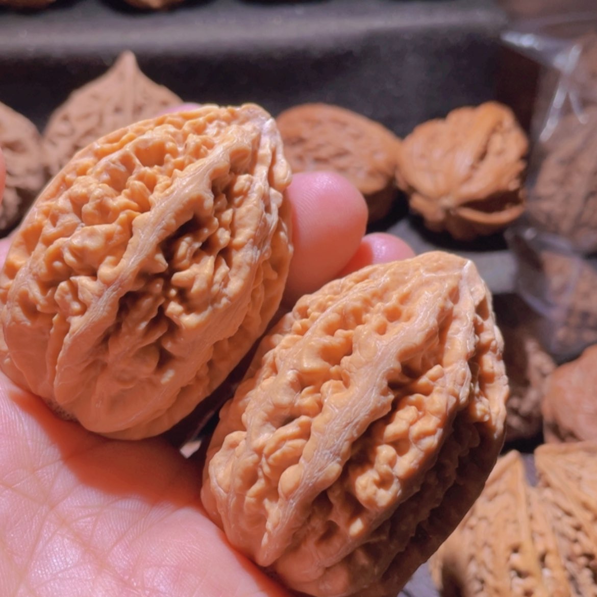 【闪购商品】文玩核桃把件东北楸子18