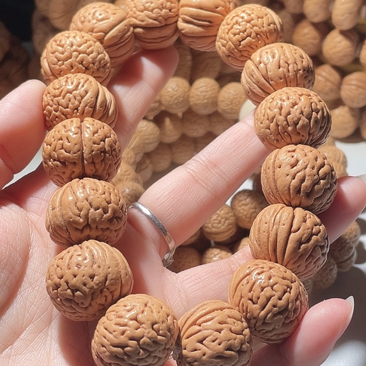 蓝***牛吊坠桃核桃核手串金钱豹44