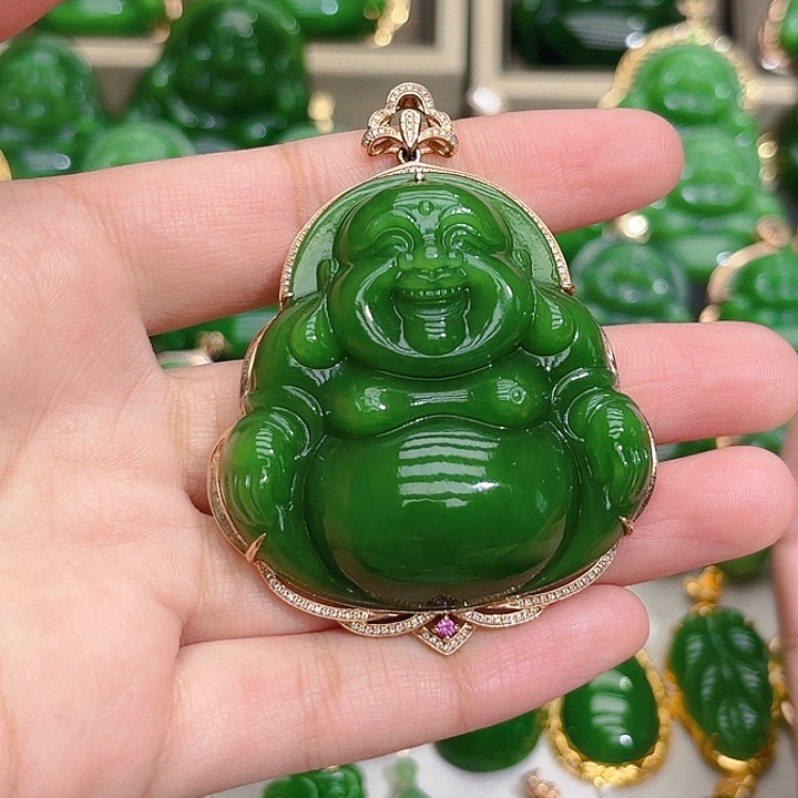 和田玉（碧玉）颈饰18K金镶嵌