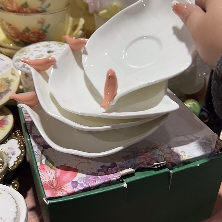 陶四个，111111111111.568碟子