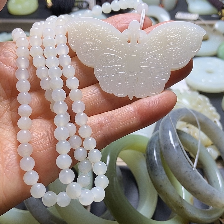 和田玉未镶嵌挂件