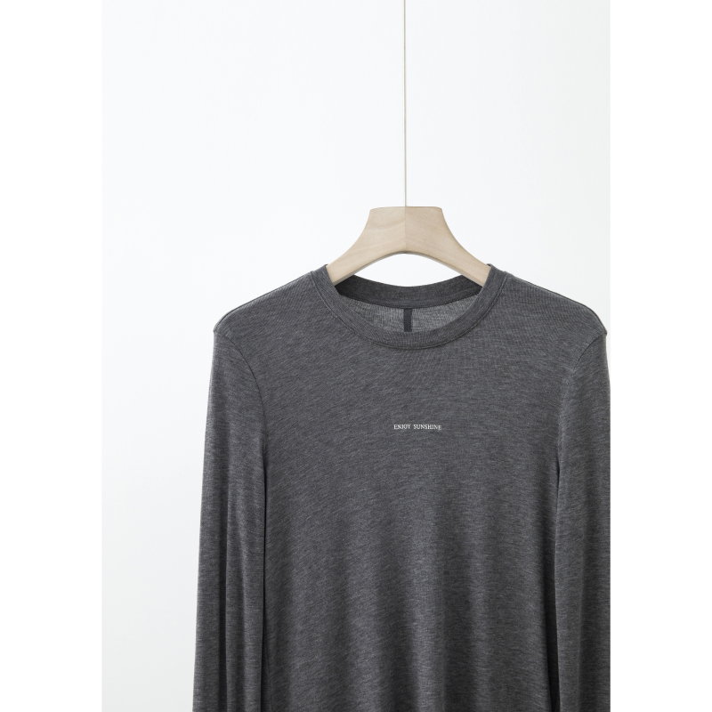 法语4色圆领字母打底长袖T恤 NT3L2622