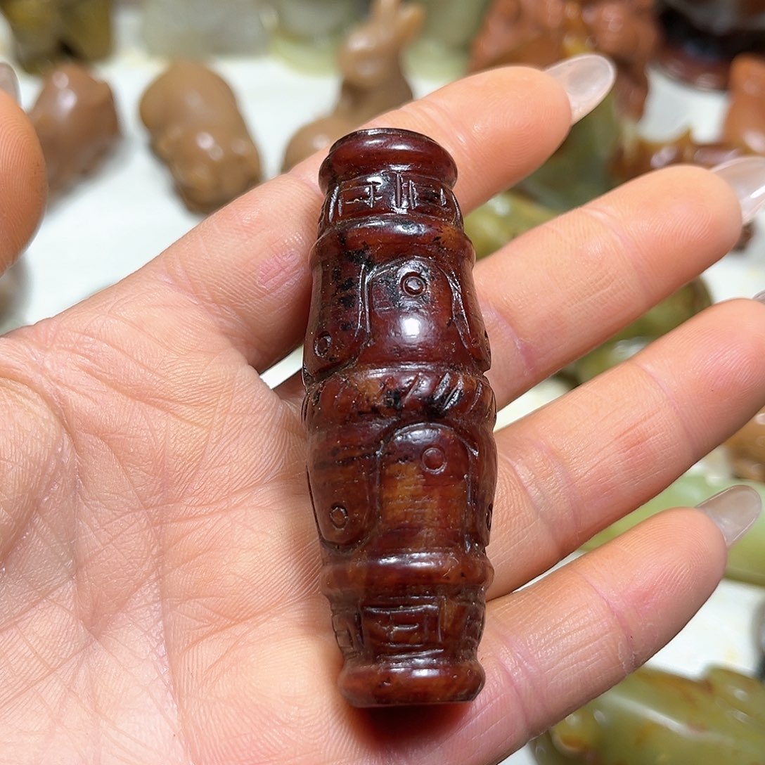 白玉菩提吊坠白玉菩提吊坠