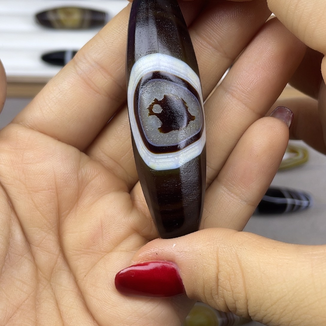 治***玛瑙/玉髓散珠缠丝玛瑙