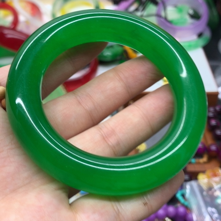 颈饰未镶嵌翡翠吊坠