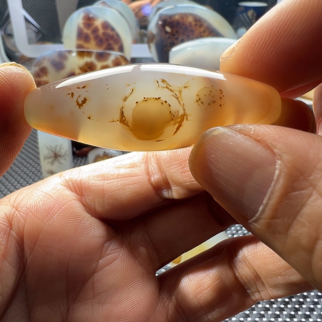 未镶嵌玛瑙/玉髓珠宝奇石