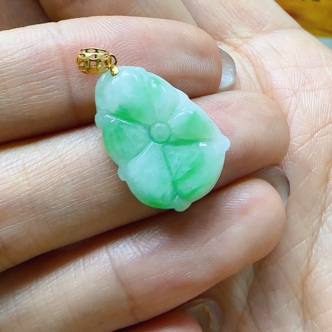 翡翠颈饰18K金镶嵌翡翠185