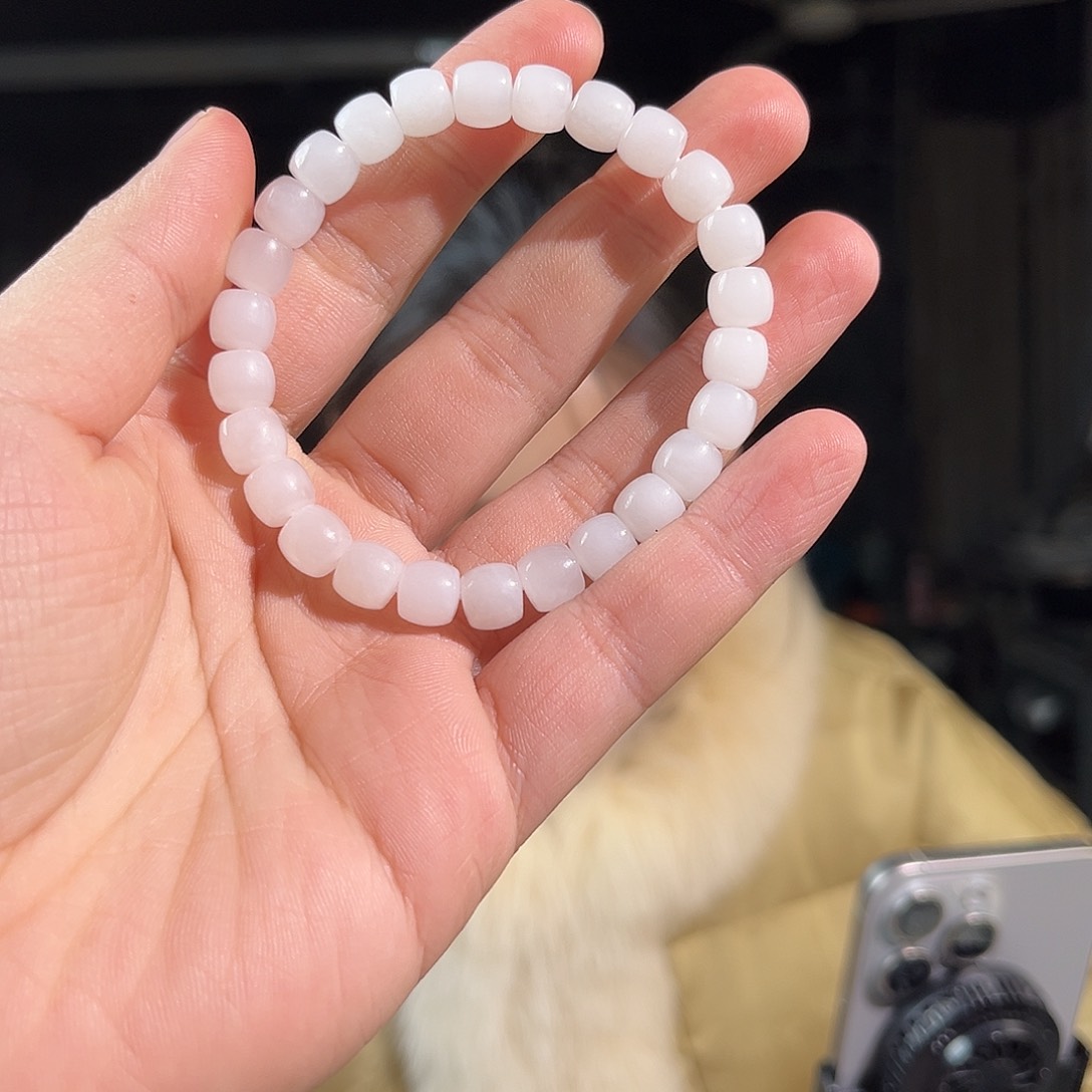 和田玉手串未镶嵌7-8直切