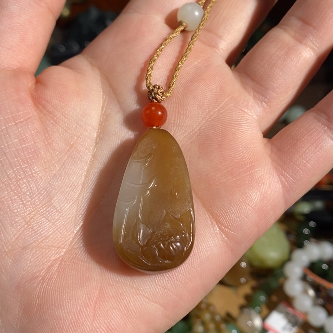 和田玉挂件未镶嵌