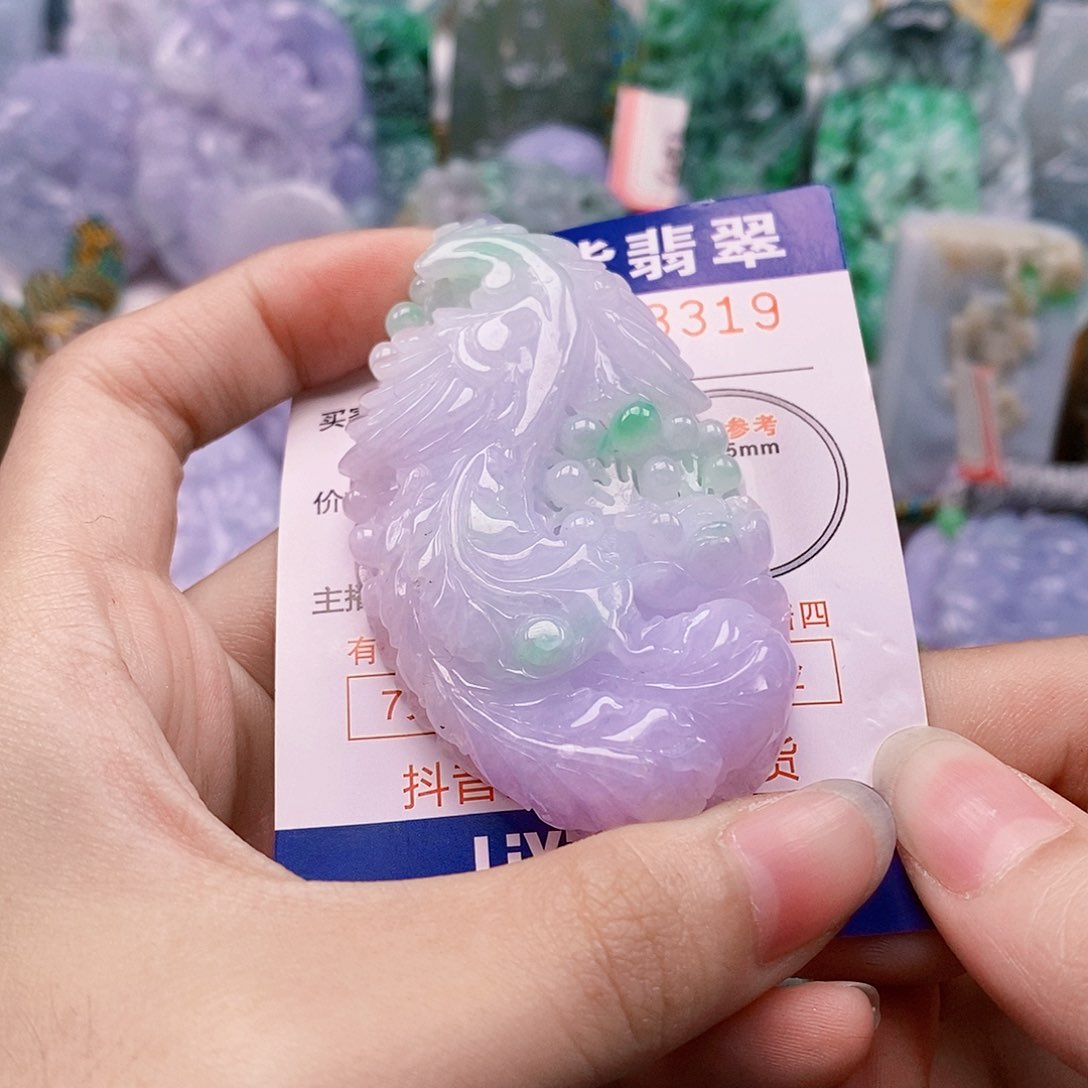 吊坠(不含链)未镶嵌翡翠