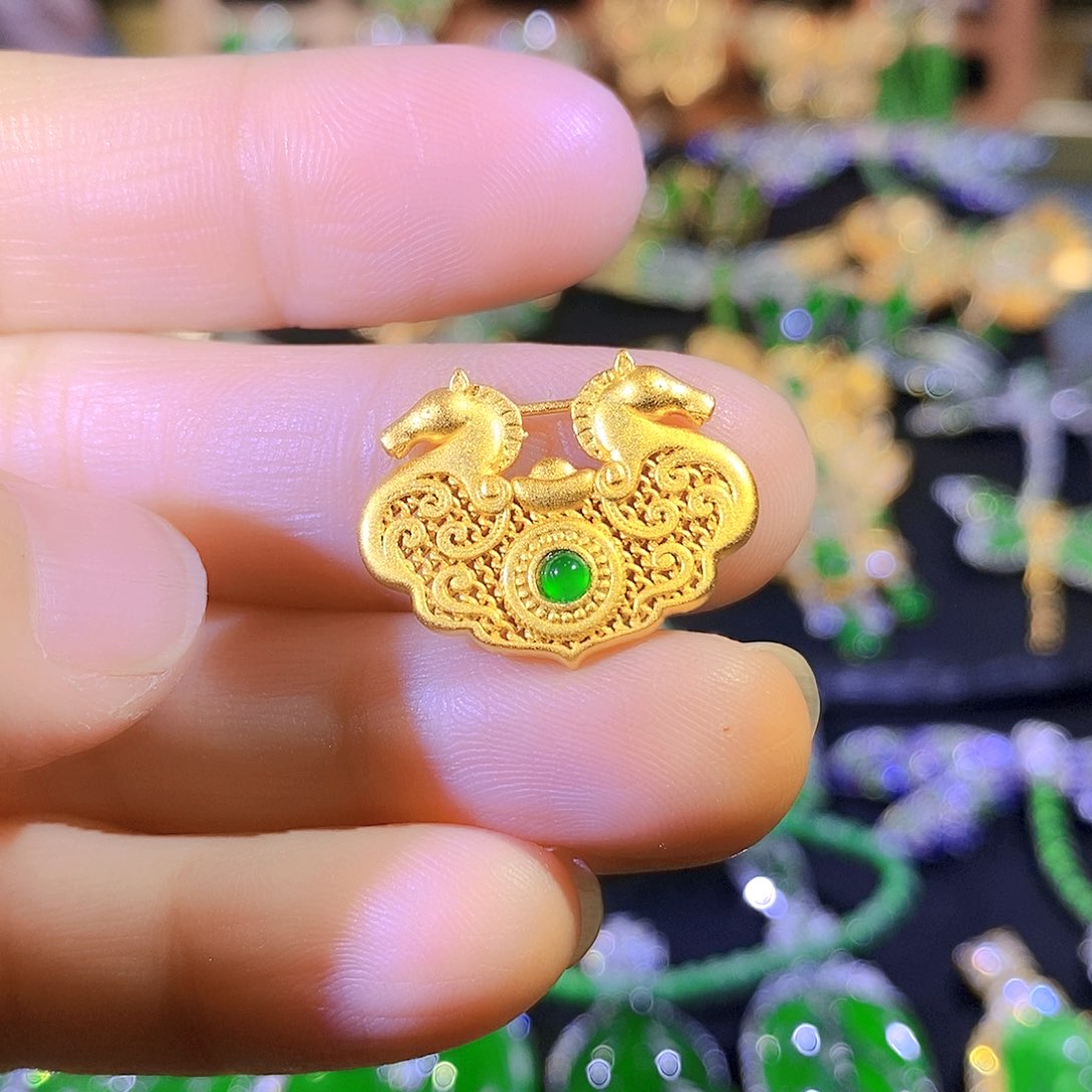 颈饰银S925镶嵌翡翠