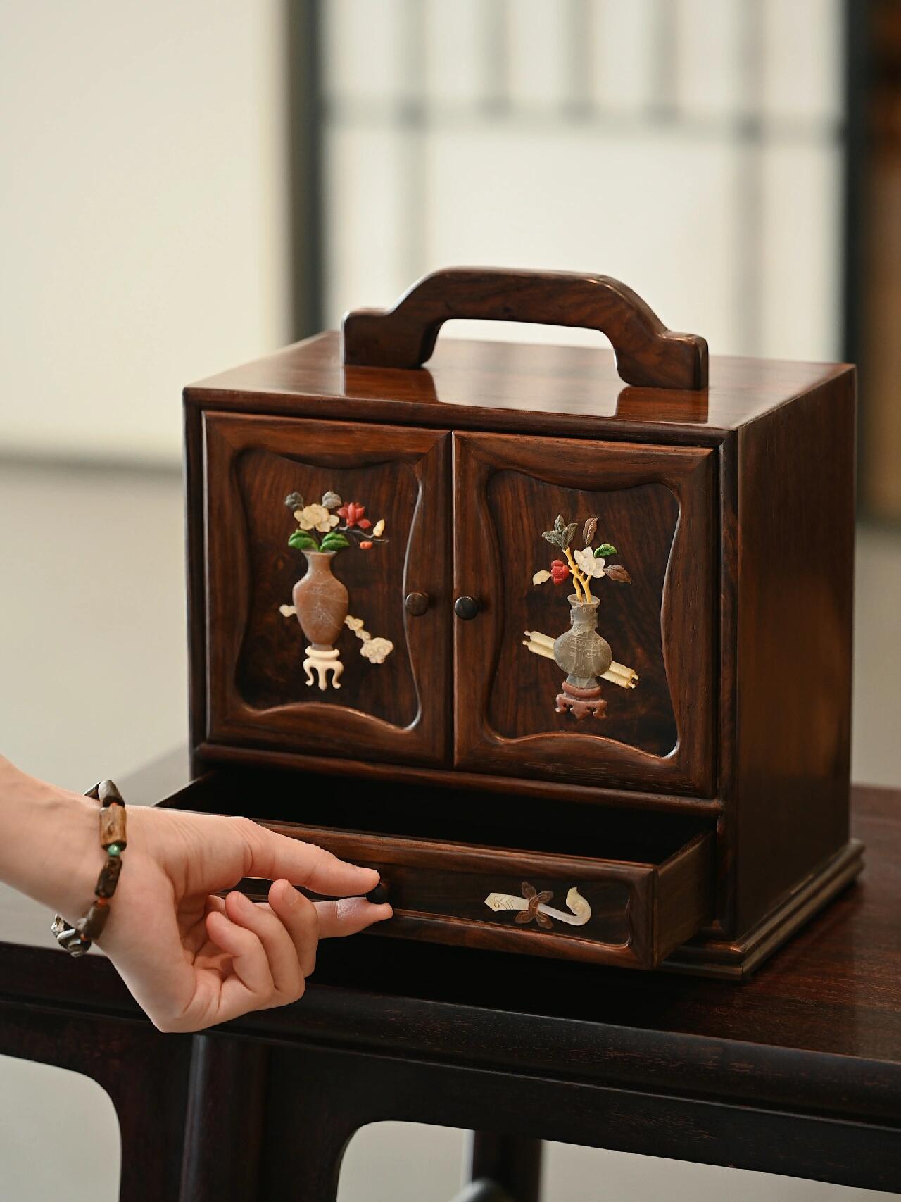 《饮水》木制木盒包装