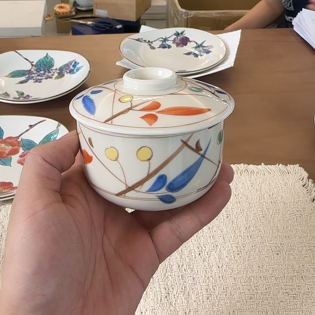 茶盏哈哈哈哈哈好好笑哦我