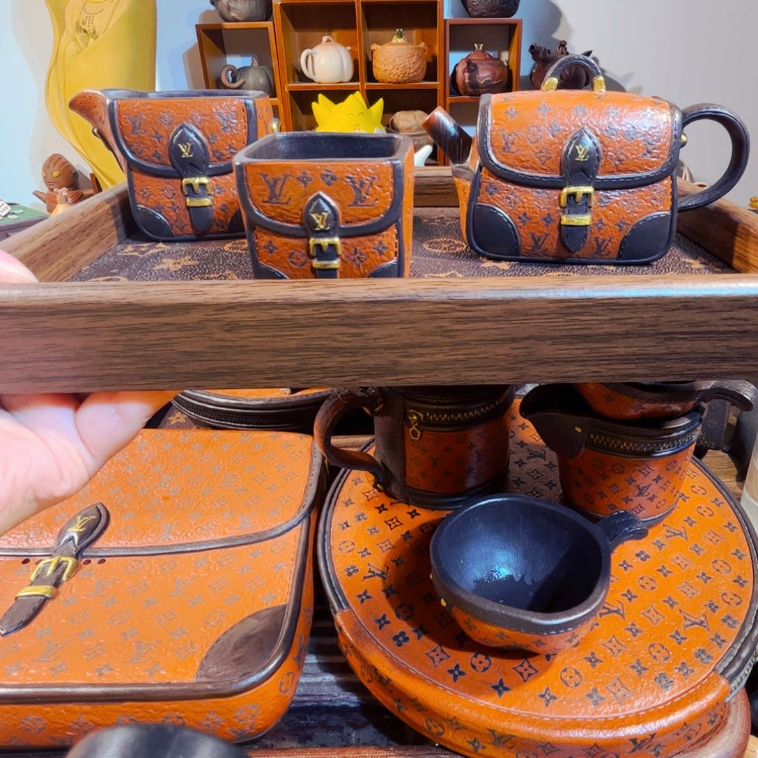 靓***宴紫砂茶壶纯手工制作过程就是