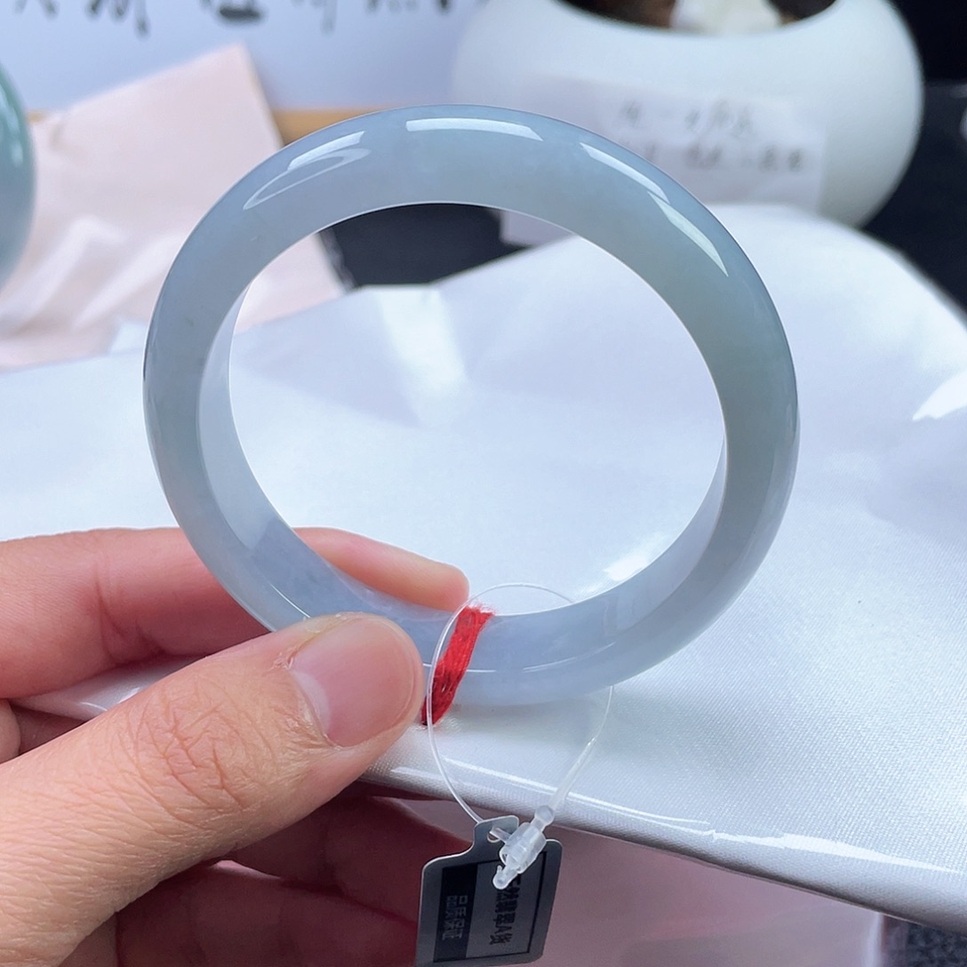 翡翠未镶嵌手镯正圈19