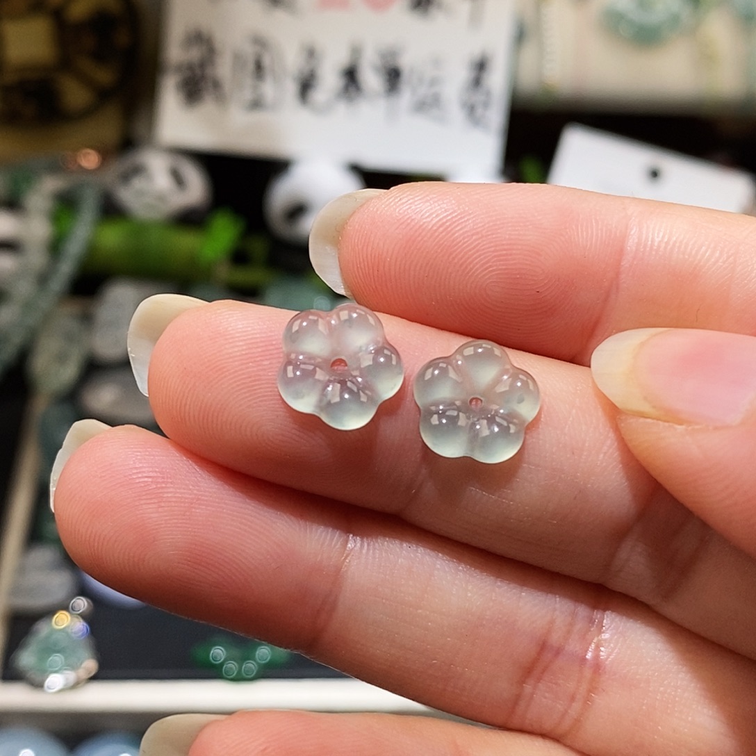 翡翠未镶嵌颈饰冰种大花一对福利