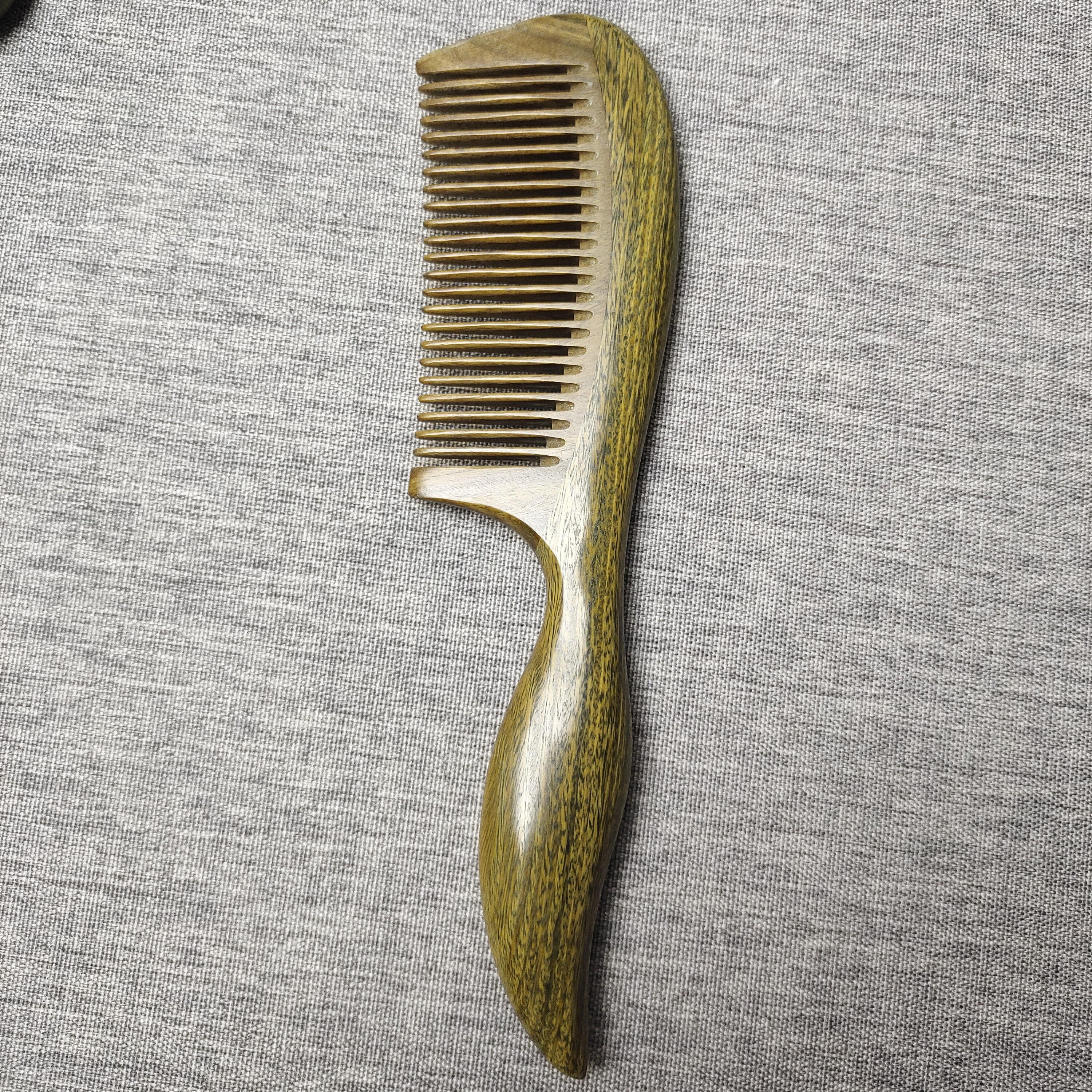 绿檀长柄凤尾梳 宽齿按摩梳木梳子 顺发不易起静电