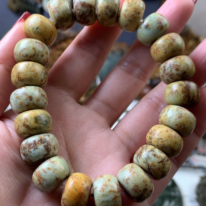 岫岩河磨玉（透闪石质玉）手串未镶嵌
