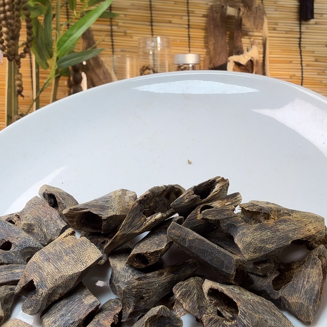 沉香沉香碎屑沉香沉水块料50g