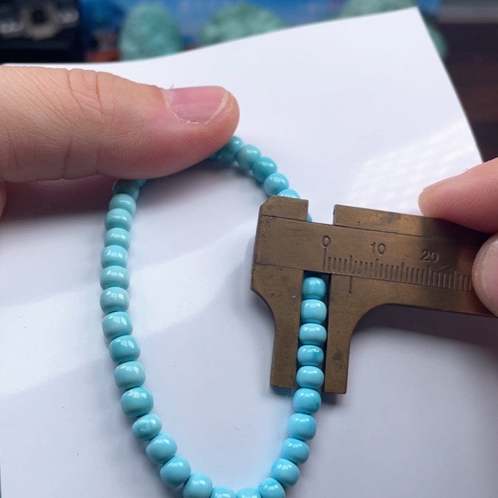 绿松石颈饰未镶嵌