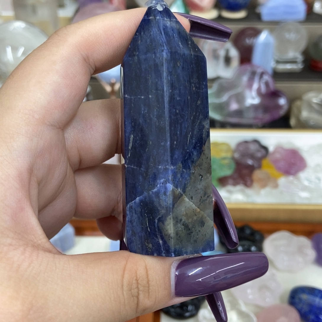 未镶嵌珠宝半成品水晶