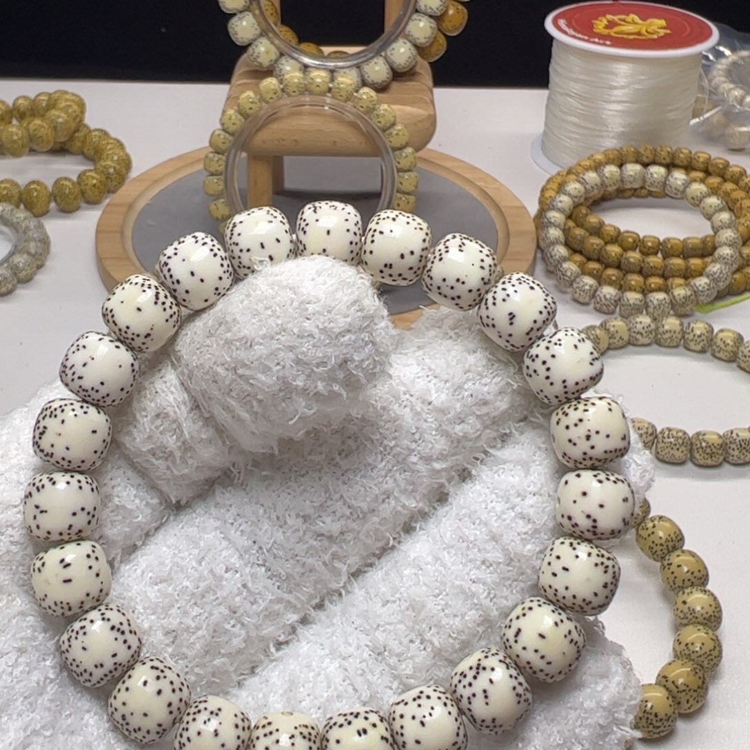 星月菩提吊坠双留白