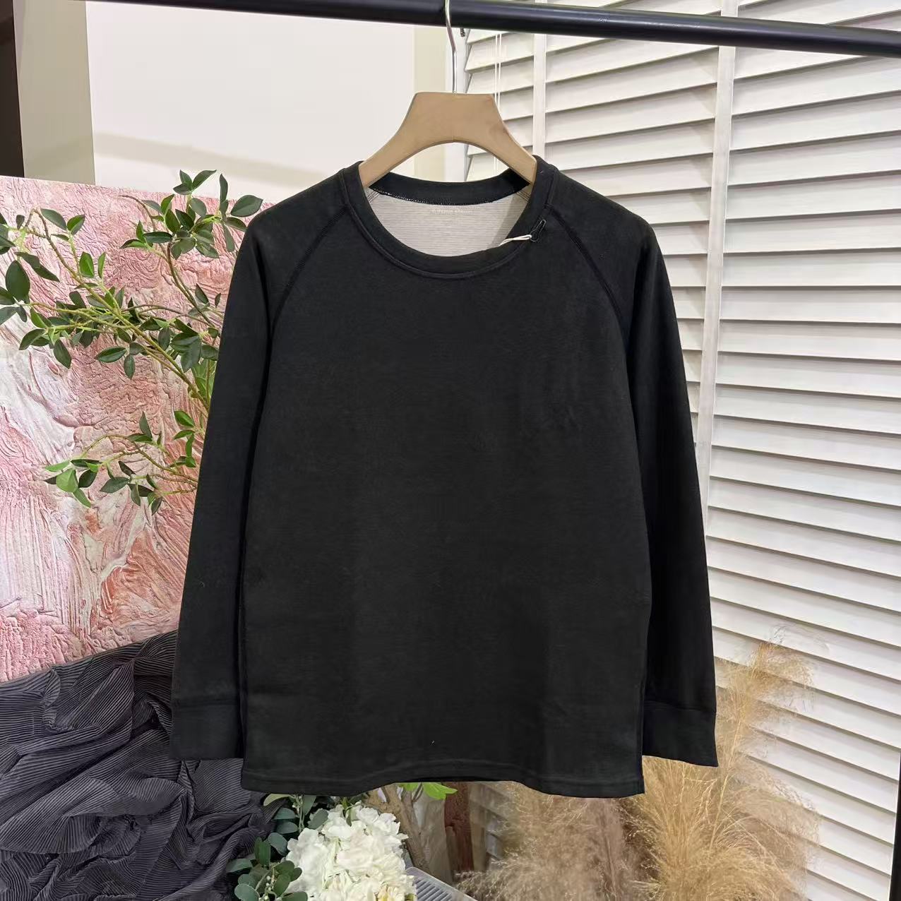 柔软亲肤「舒适圆领保暖」长袖打底内搭女E6498