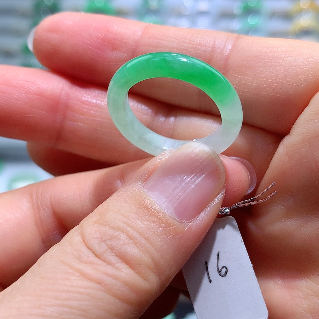 翡翠戒指未镶嵌16号