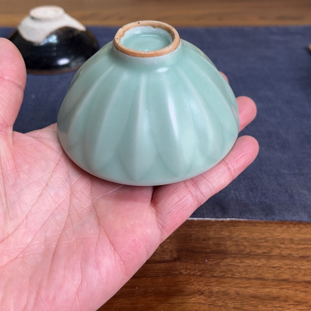 猪***飞茶盏               