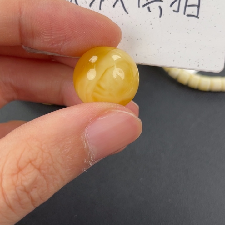 琥珀裸石未镶嵌天然5