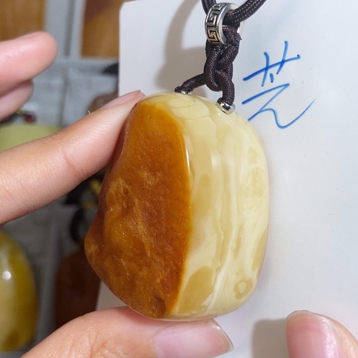 定制琥珀未镶嵌琥珀