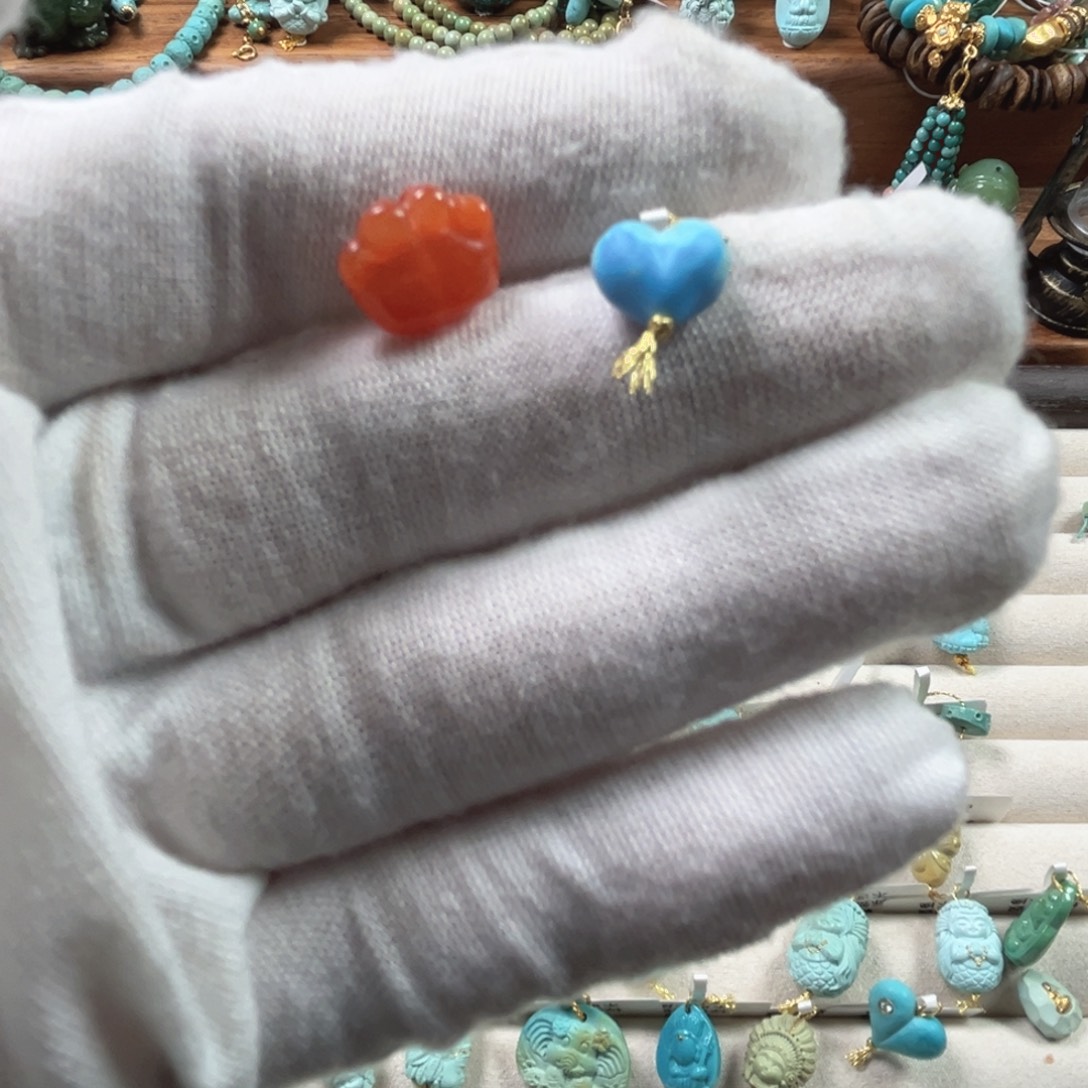 南红玛瑙未镶嵌颈饰屁桃猫爪