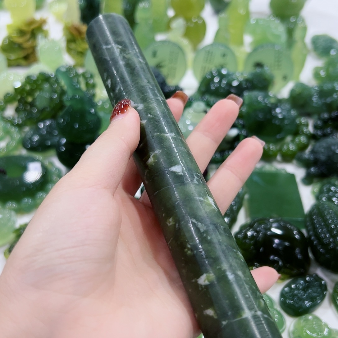 蛇纹石玉未镶嵌擀面杖