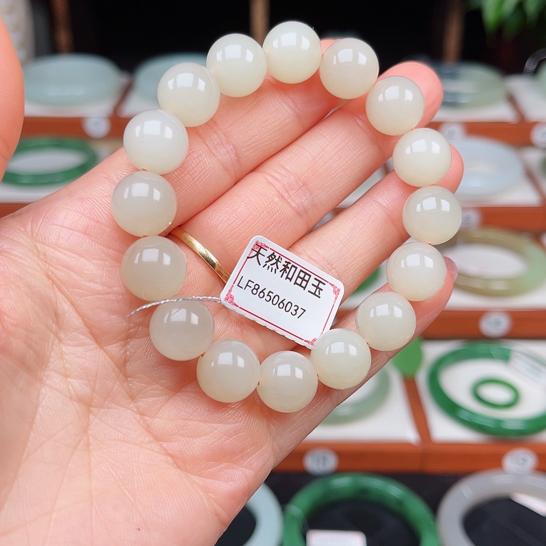 未镶嵌手链和田玉