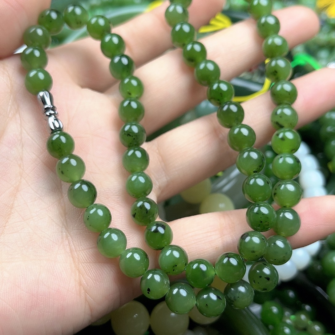 和田玉（碧玉）未镶嵌颈饰