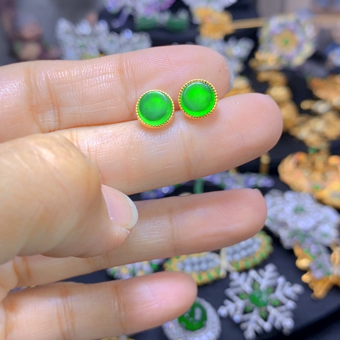 翡翠耳钉银S925镶嵌天然翡翠