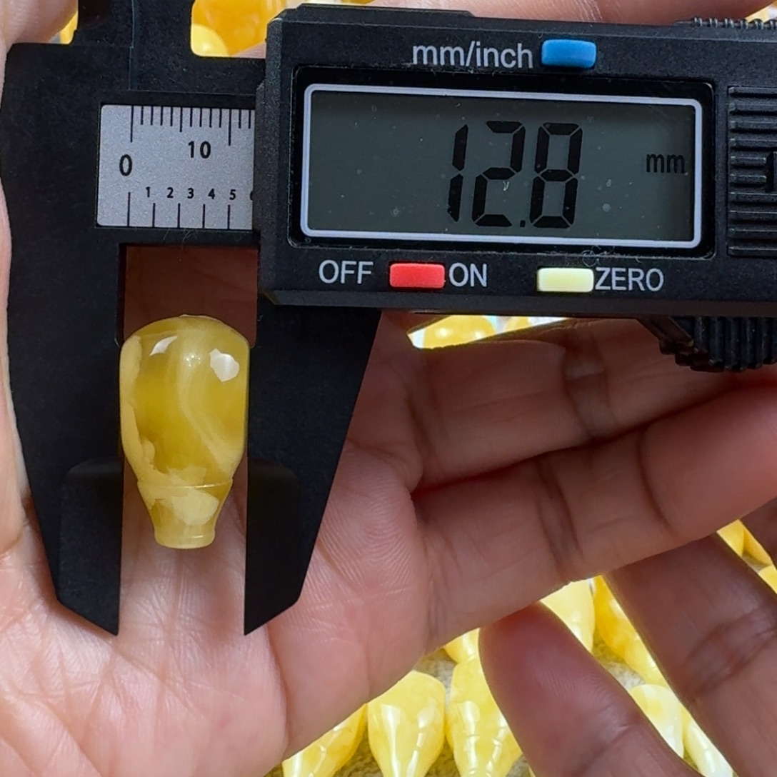 蜜蜡未镶嵌裸石38杂