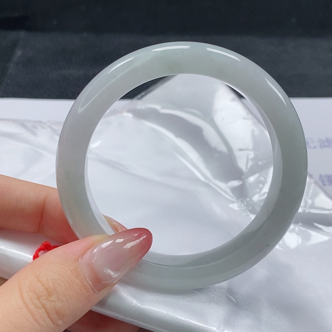 【闪购商品】翡翠手镯未镶嵌388号