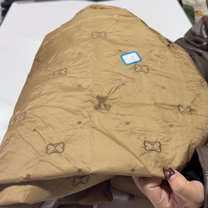 无纺布孤品羽绒服面料