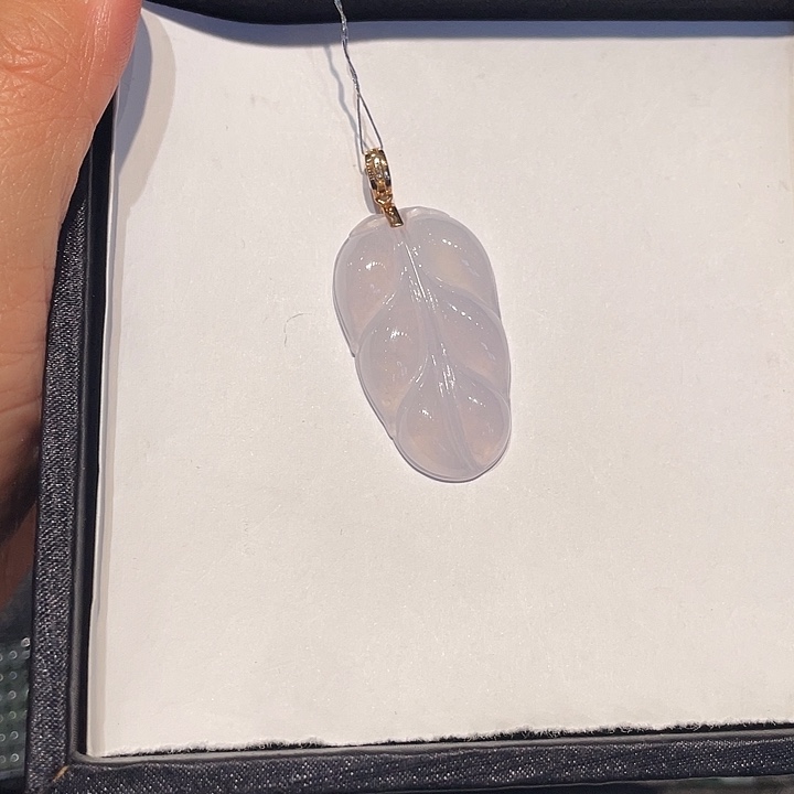 翡翠18K金镶嵌颈饰翡翠挂件