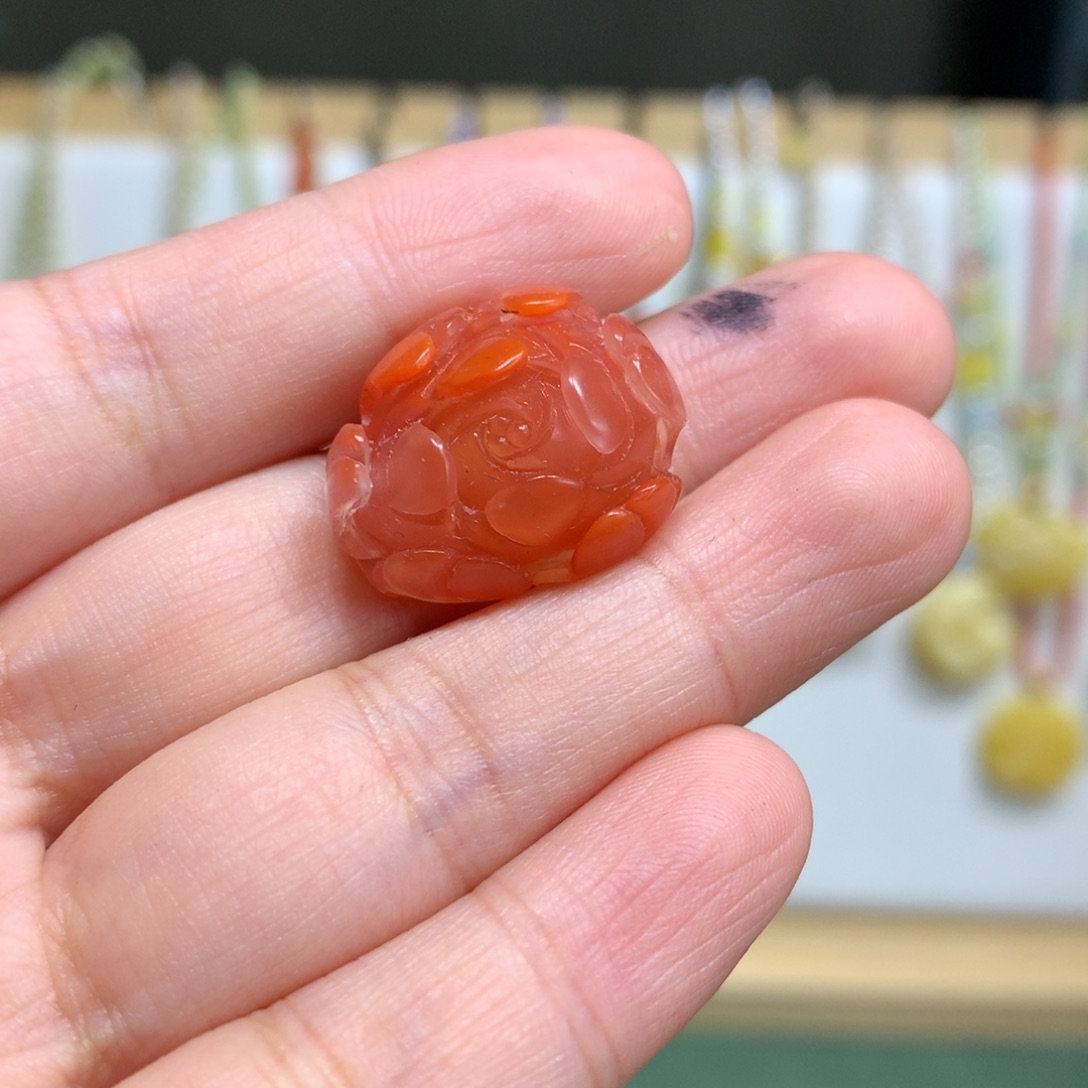 南红玛瑙珠宝半成品未镶嵌特价瑕疵